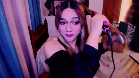 Snapshot of xdirtymistressx chatting on March 9, 9:46 am XDirtymistressX online show from March 9, 9:46 am