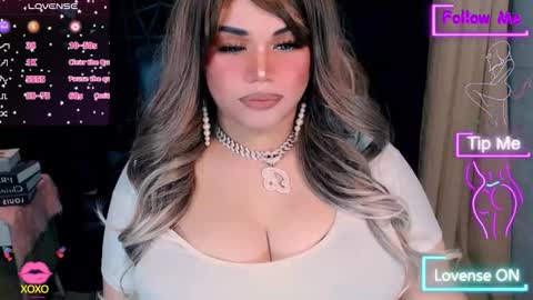 xHUGECOCKTILLCUMX online show from January 12, 8:05 pm