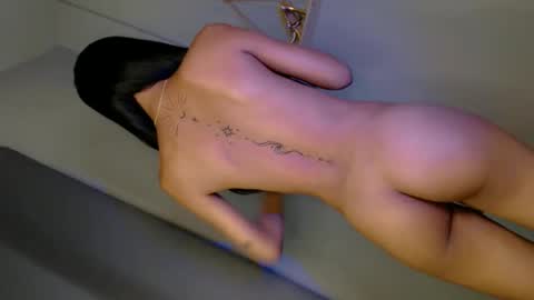 JACKY DELOS SANTOS online show from March 8, 2:15 am