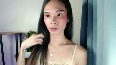 Your Princess Yums online show from May 23, 5:42 pm