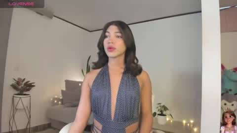 Eliza online show from April 22, 10:28 pm