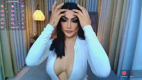 Goddess online show from April 15, 5:18 pm