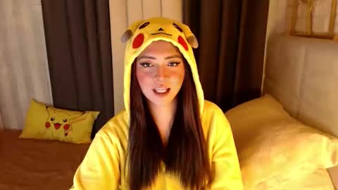 JEN  online show from April 1, 3:31 pm