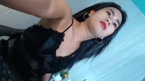 Mauie  online show from September 30, 8:09 pm