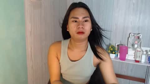 Mauie  online show from October 9, 10:54 pm