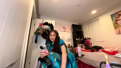 BbyTSSLut online show from April 16, 4:35 am