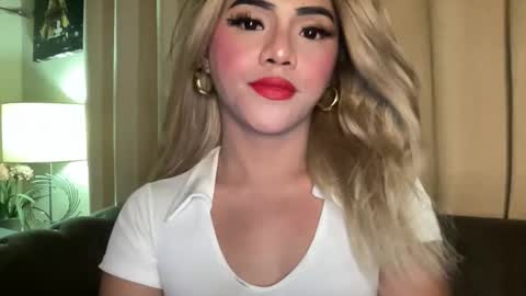 Miss Cali online show from April 13, 5:39 pm