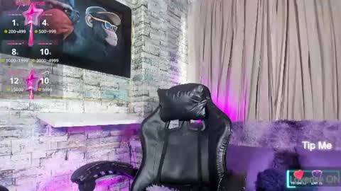 Zamara Kleii online show from July 14, 9:20 pm