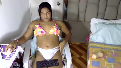 zaya_fox online show from April 22, 3:13 am