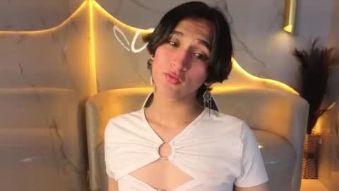 Zoe online show from December 3, 8:24 pm