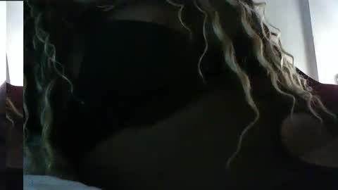 Roy online show from April 27, 8:18 pm