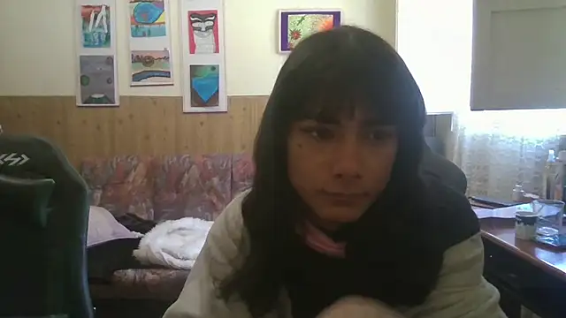 calliemaggotbone online show from November 21, 8:48 am