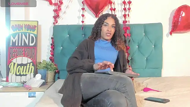 StefanyMiler online show from March 7, 3:34 am