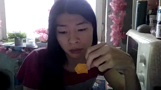 Snapshot of CarlyJoy chatting on October 23, 11:14 am CarlyJoy online show from October 23, 11:14 am