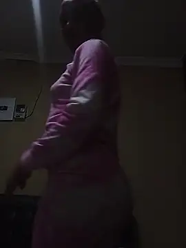 ShooingBunch online show from February 17, 2:57 pm