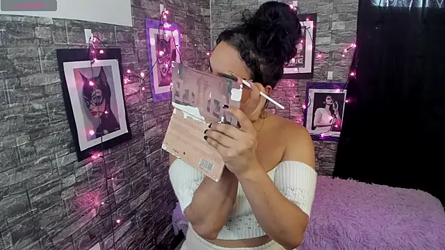 Andrys  online show from November 26, 8:33 pm