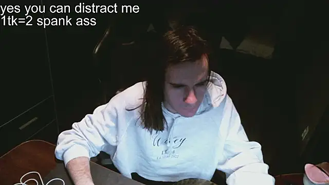 izilizi 23 online show from December 8, 6:11 am