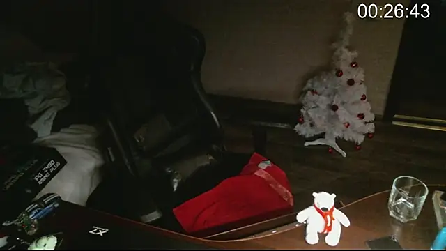 izilizi 23 online show from January 24, 2:19 pm