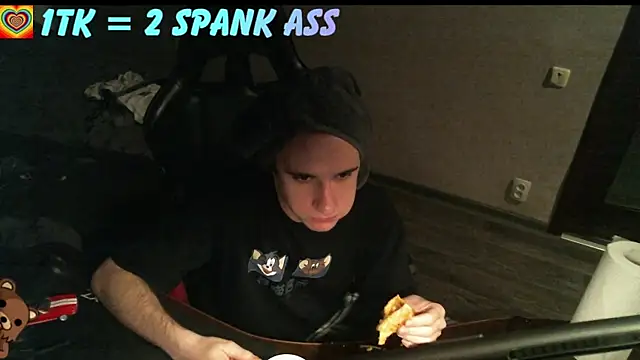 izilizi 23 online show from October 6, 6:41 pm