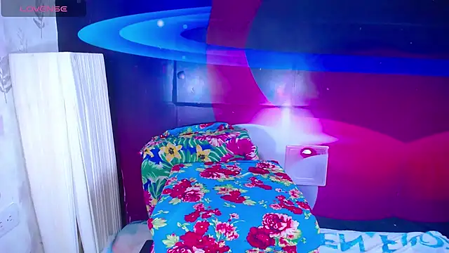 Cristalxxts online show from February 3, 7:19 pm