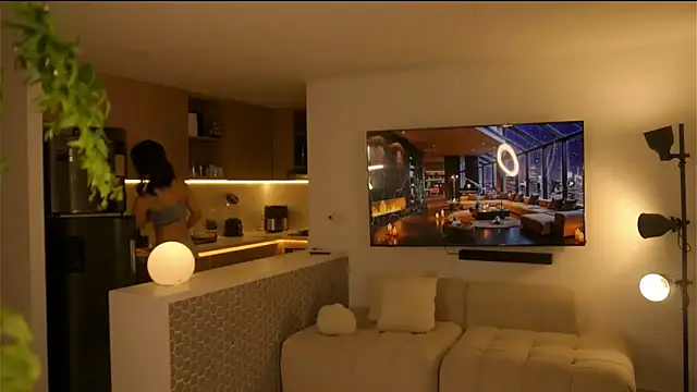 Ms Sammy online show from March 4, 1:34 am