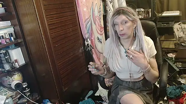 Ombeline1 online show from April 12, 1:20 am