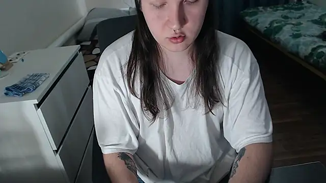 EvaMiron online show from November 17, 8:58 am