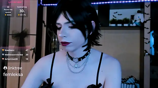 FemAlexa  online show from February 1, 7:12 pm