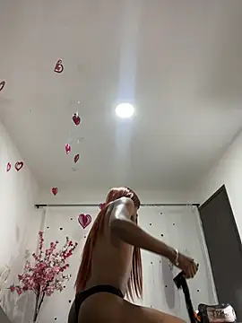 Elektra Queen online show from April 22, 1:07 pm