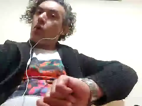 BeautifulAss83 online show from December 12, 11:14 pm