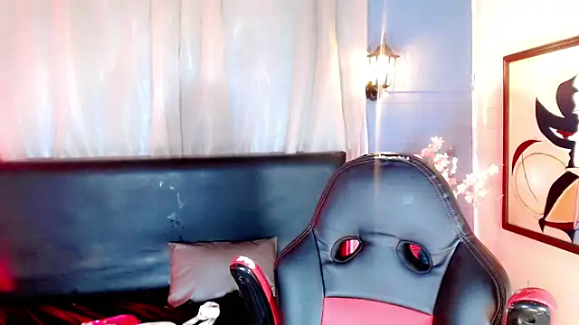 Victoria Kastelo online show from February 27, 7:20 pm