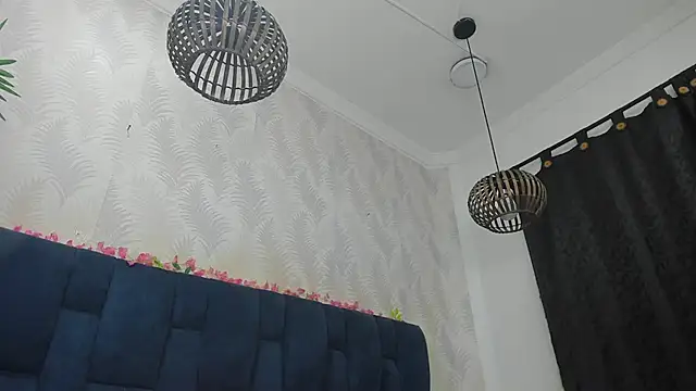 Ammy Connor1 online show from April 9, 1:07 am