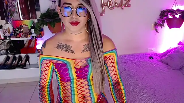 Laveneno ortiz07 online show from October 2, 11:59 pm