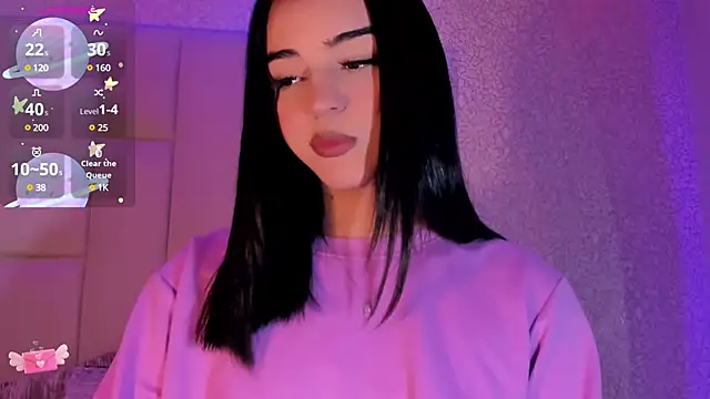 Summer walkerr online show from February 1, 12:37 pm