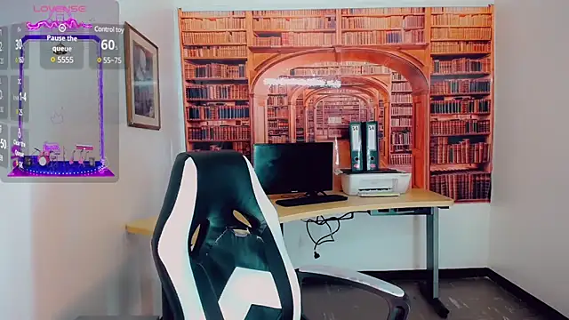 khiara moretti online show from December 23, 7:41 pm