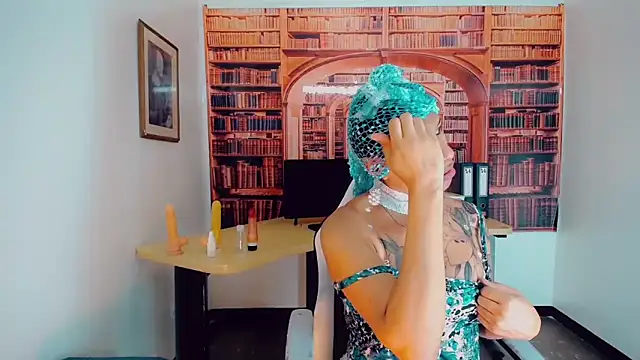 khiara moretti online show from January 13, 7:31 pm