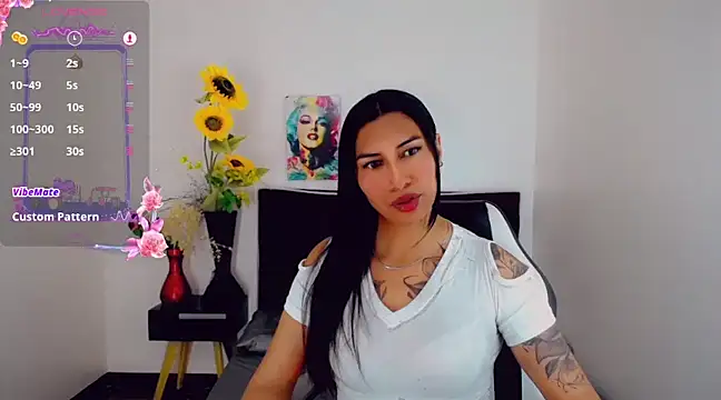 khiara moretti online show from March 18, 11:36 am