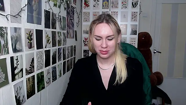 CapriScorpion online show from February 9, 2:35 pm