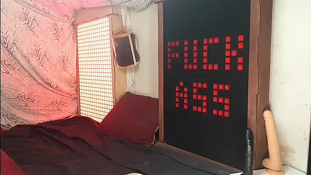 DiiVampy online show from February 14, 4:58 pm