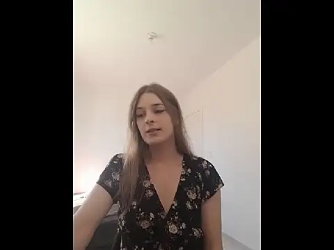 katsu lux online show from March 19, 11:50 am