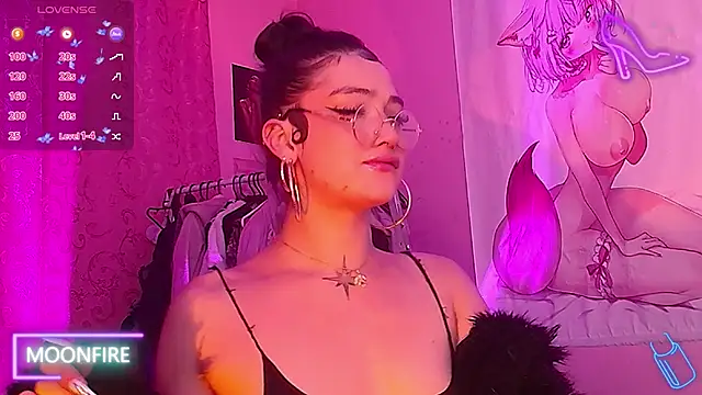 moonfiredancer online show from September 30, 6:57 am