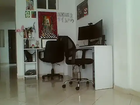 lilithnyx333 online show from March 17, 8:22 pm