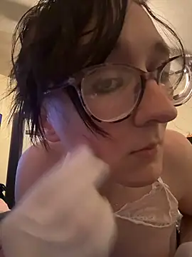 YandereDemon online show from November 2, 10:52 pm