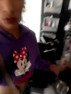 roxy roxxan online show from April 13, 7:07 pm