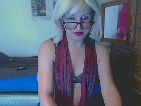 LorenJade online show from March 14, 12:17 am