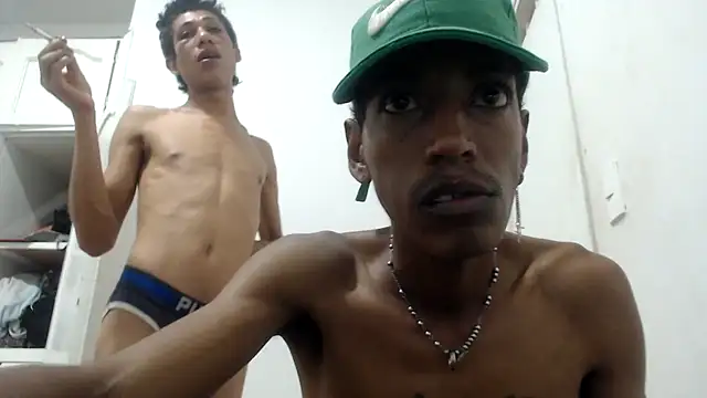 AlbertBigCock online show from February 19, 9:28 am