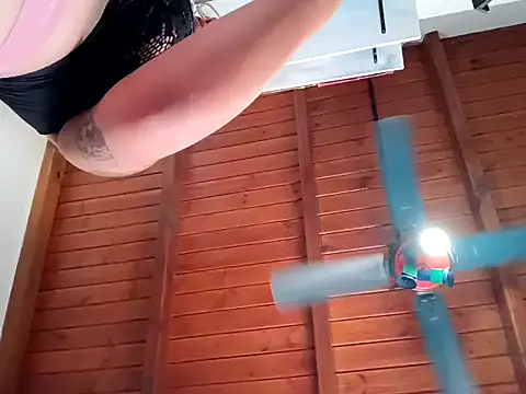 ConeNella online show from January 17, 3:43 pm