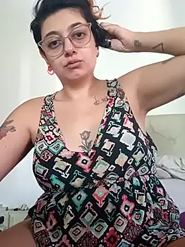 ConeNella online show from March 4, 6:07 pm