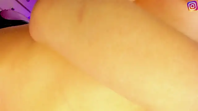 Snapshot of Annita_DirtyyXxx chatting on October 22, 6:37 am Annita DirtyyXxx online show from October 22, 6:37 am