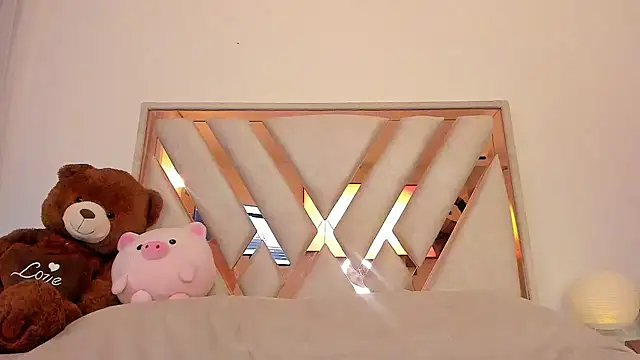  Andyy   online show from January 12, 9:51 pm